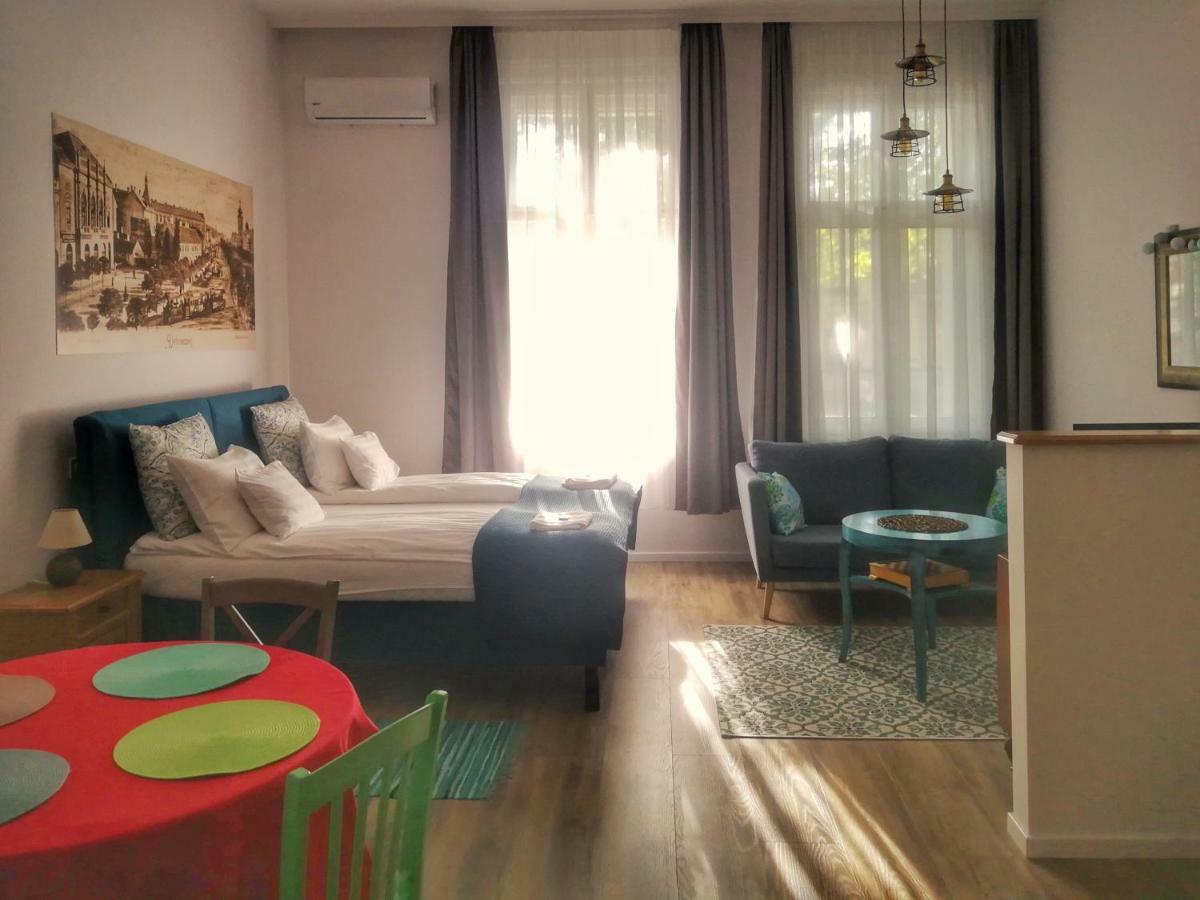 M37 Apartman Debrecen Extérieur photo